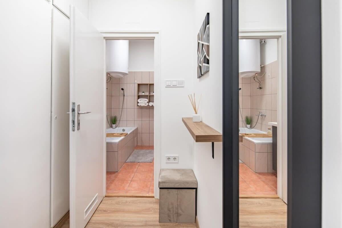 Cozy - Close To River - Easy Parking Apartamento Budapest